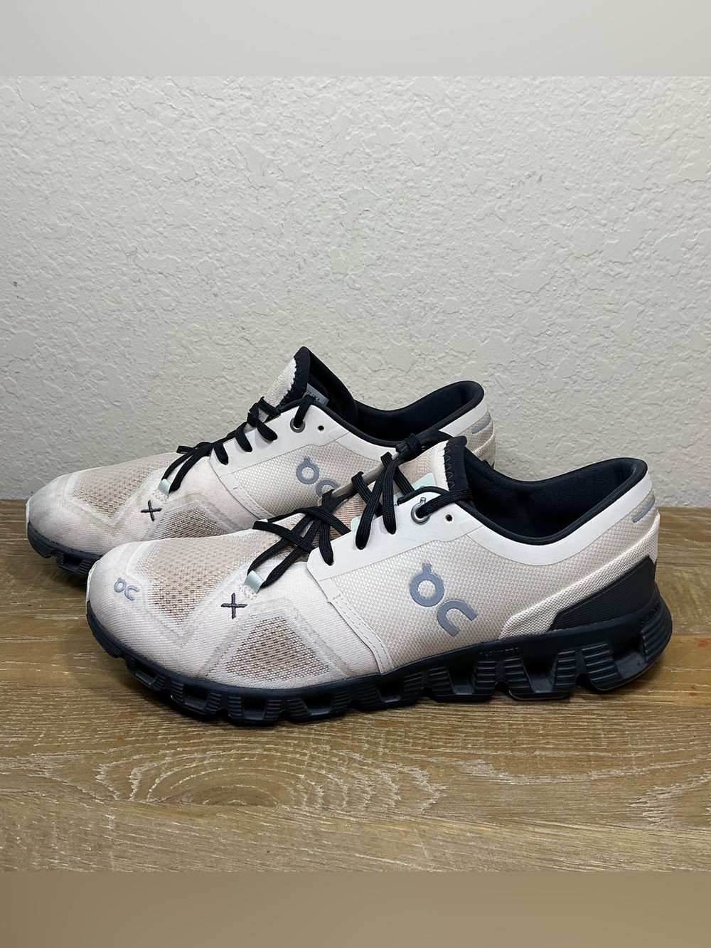On Cloud X 3  "Fawn and Magnet" Beige / Black Womens Size 10 Running Shoes